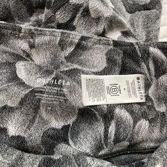 Athleta Floral $109 Elation Textured Stretch Tight Leggings Pants 7/8 Size M - Picture 5 of 11